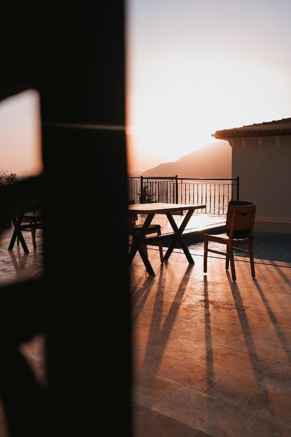 Guemues Yazar Hotel Kaş Extérieur photo