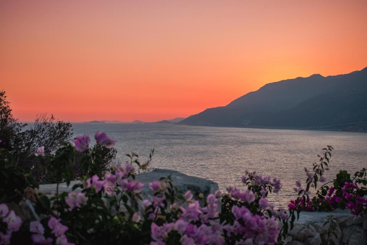 Guemues Yazar Hotel Kaş Extérieur photo