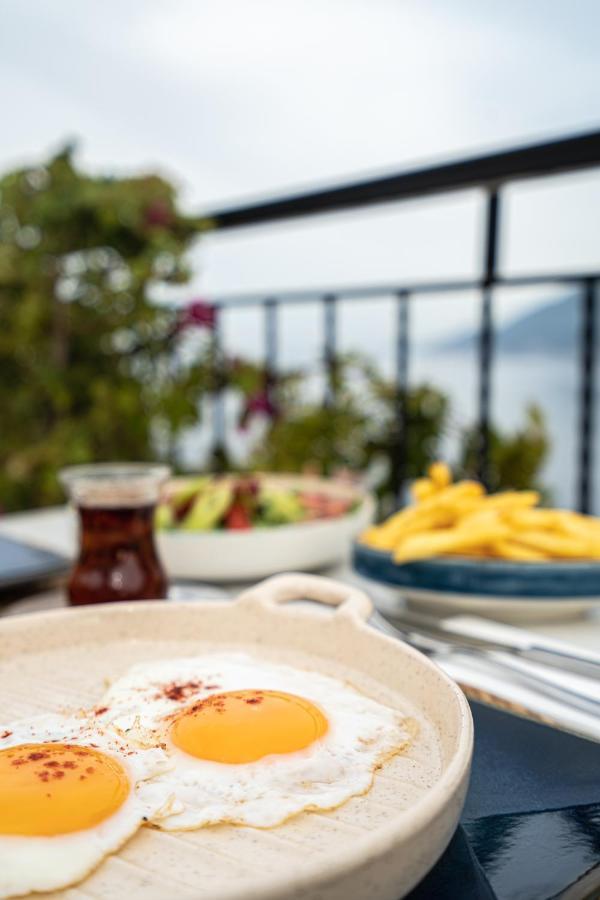 Guemues Yazar Hotel Kaş Extérieur photo