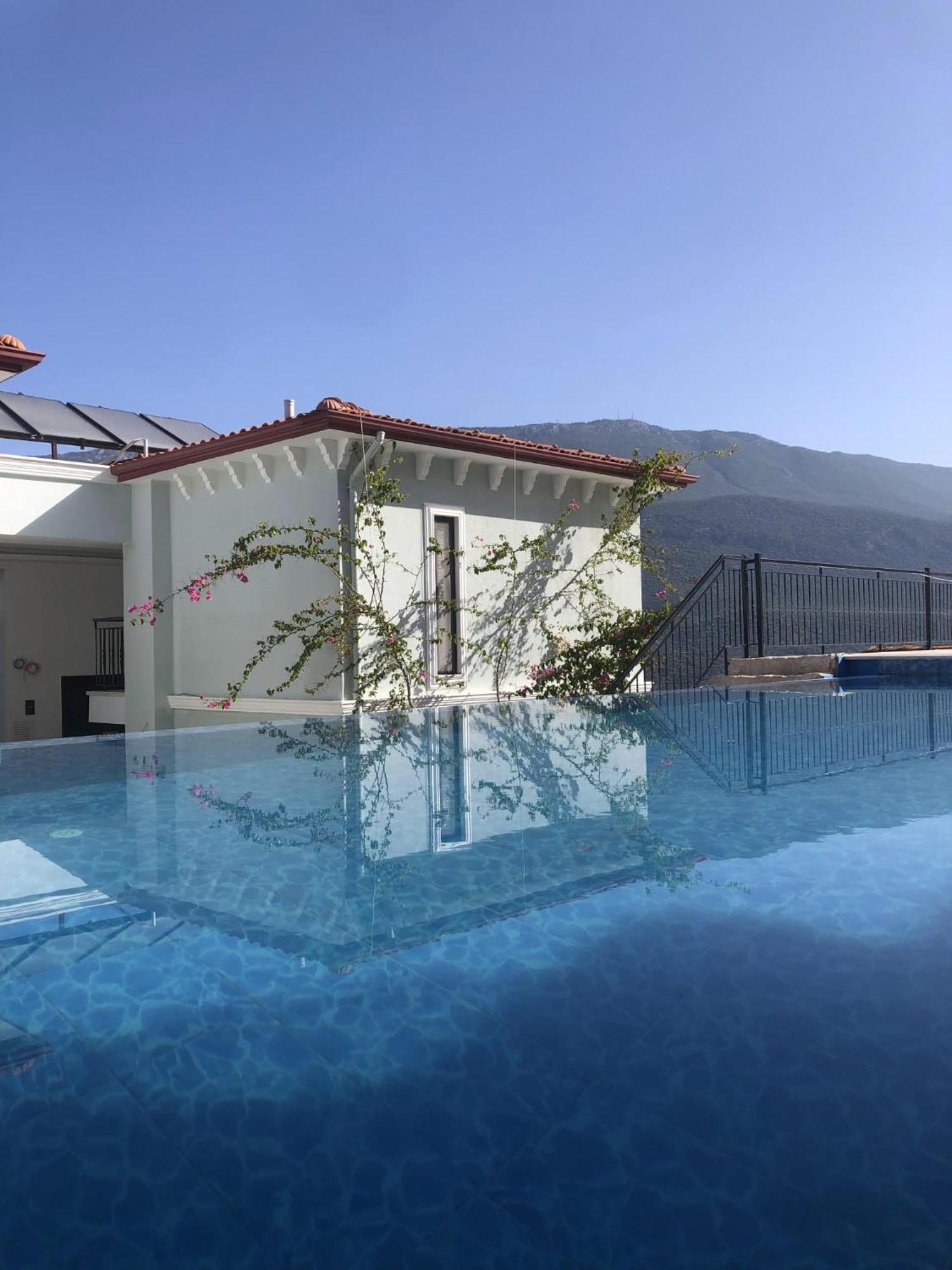 Guemues Yazar Hotel Kaş Extérieur photo